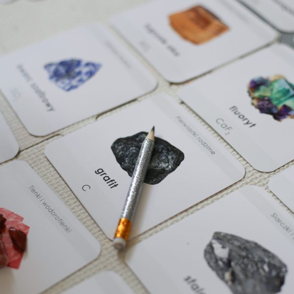 Minerały